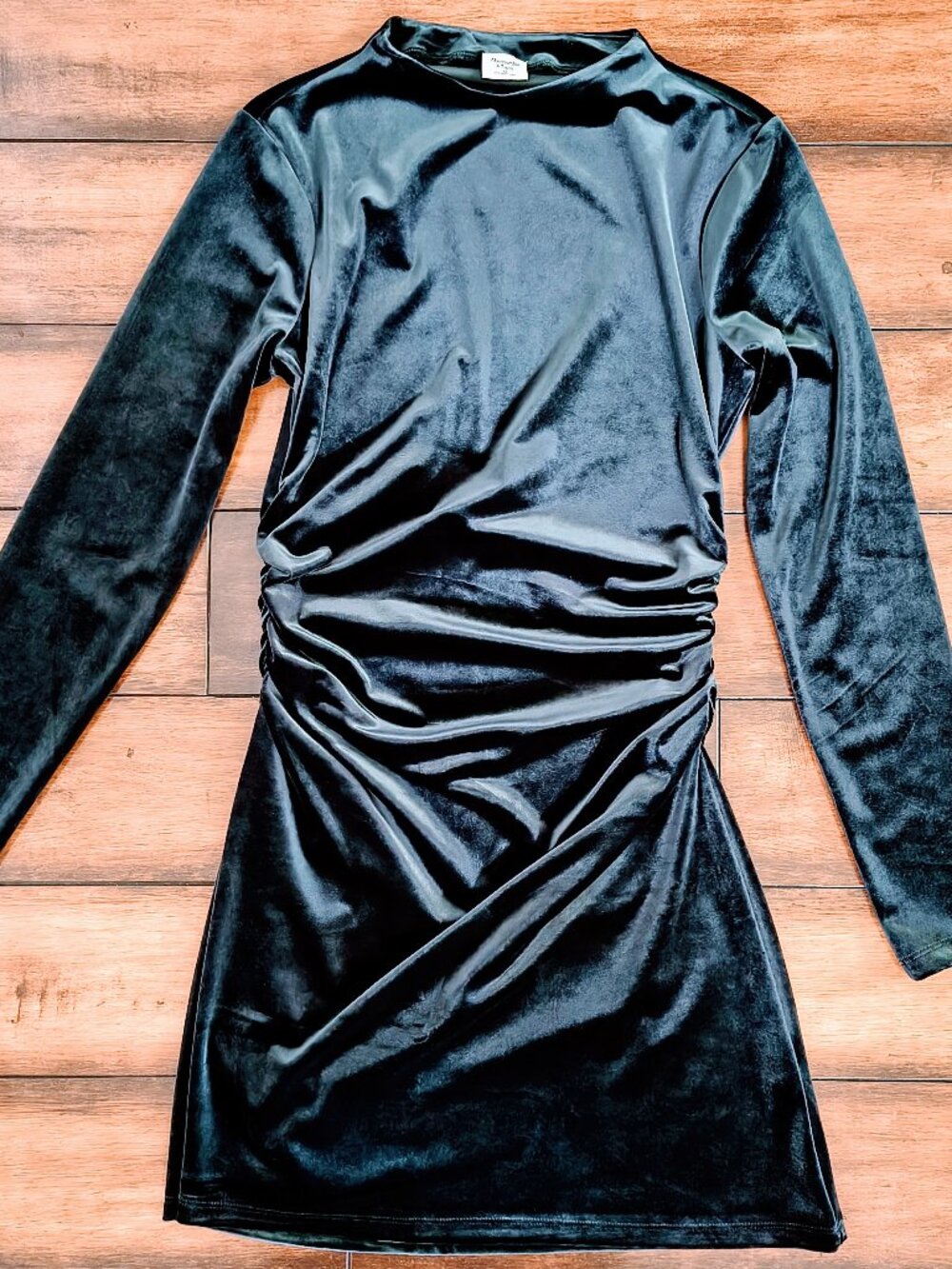 Abercrombie & Fitch Black Velvet Ruched Long Sleeve Mini Dress M Medium